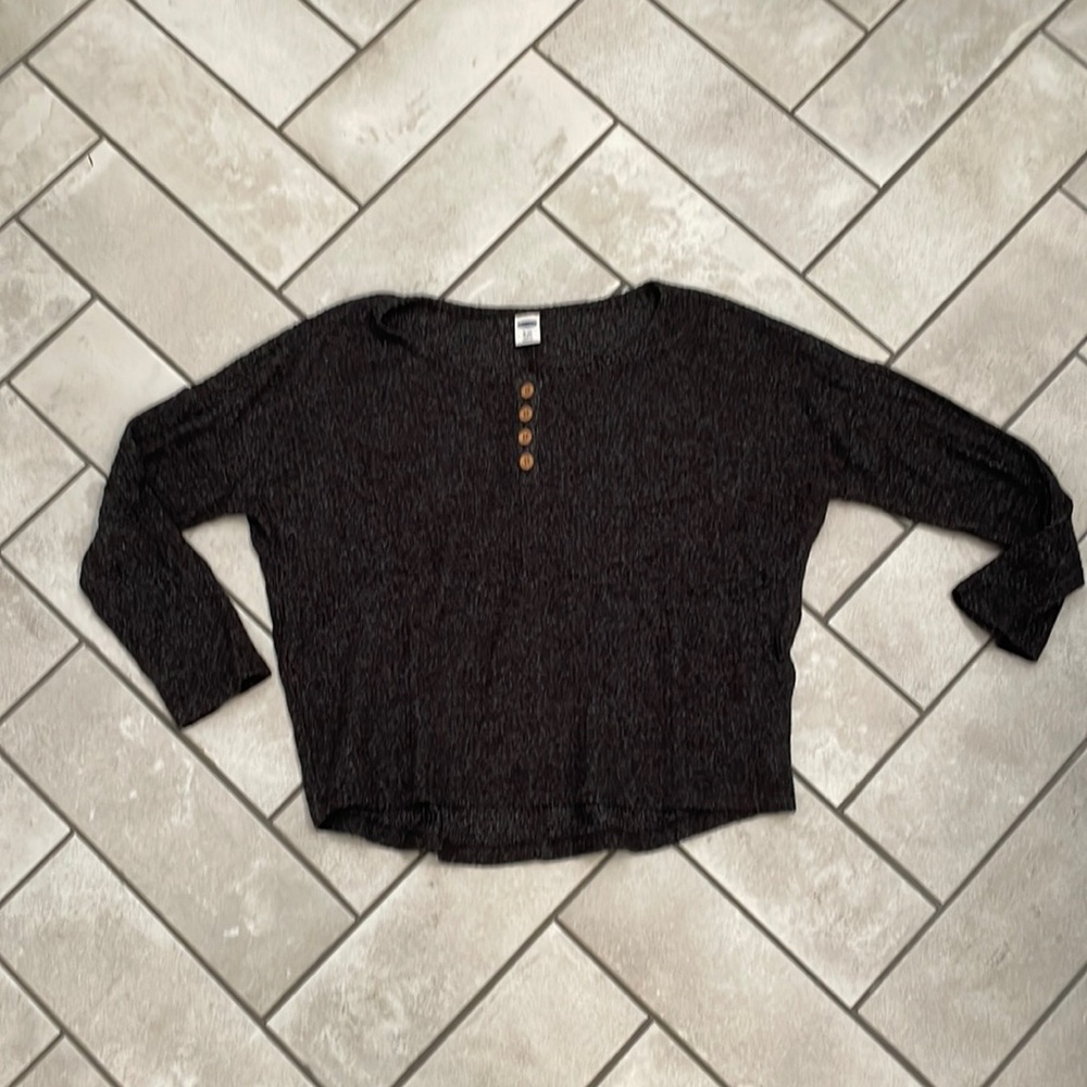 Lightweight sweater